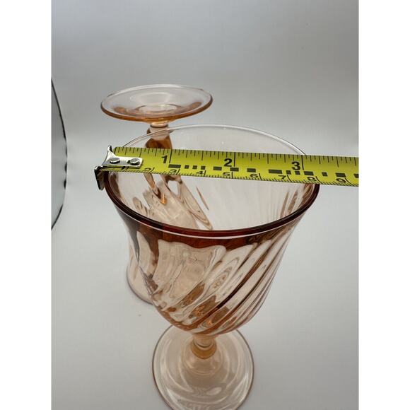 Set of 2 Cristal D'Arques Rosaline Pink Swirl Crystal Wine Glasses France 1980s - Picture 6 of 6